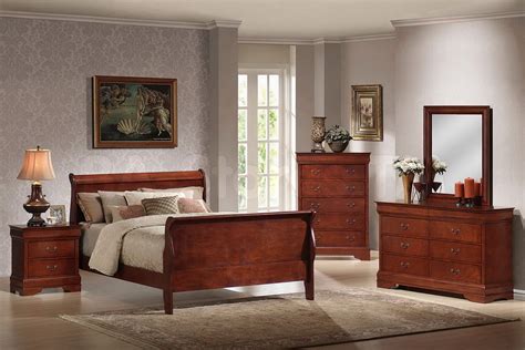 Cherry Wood Bedroom Furniture Decor